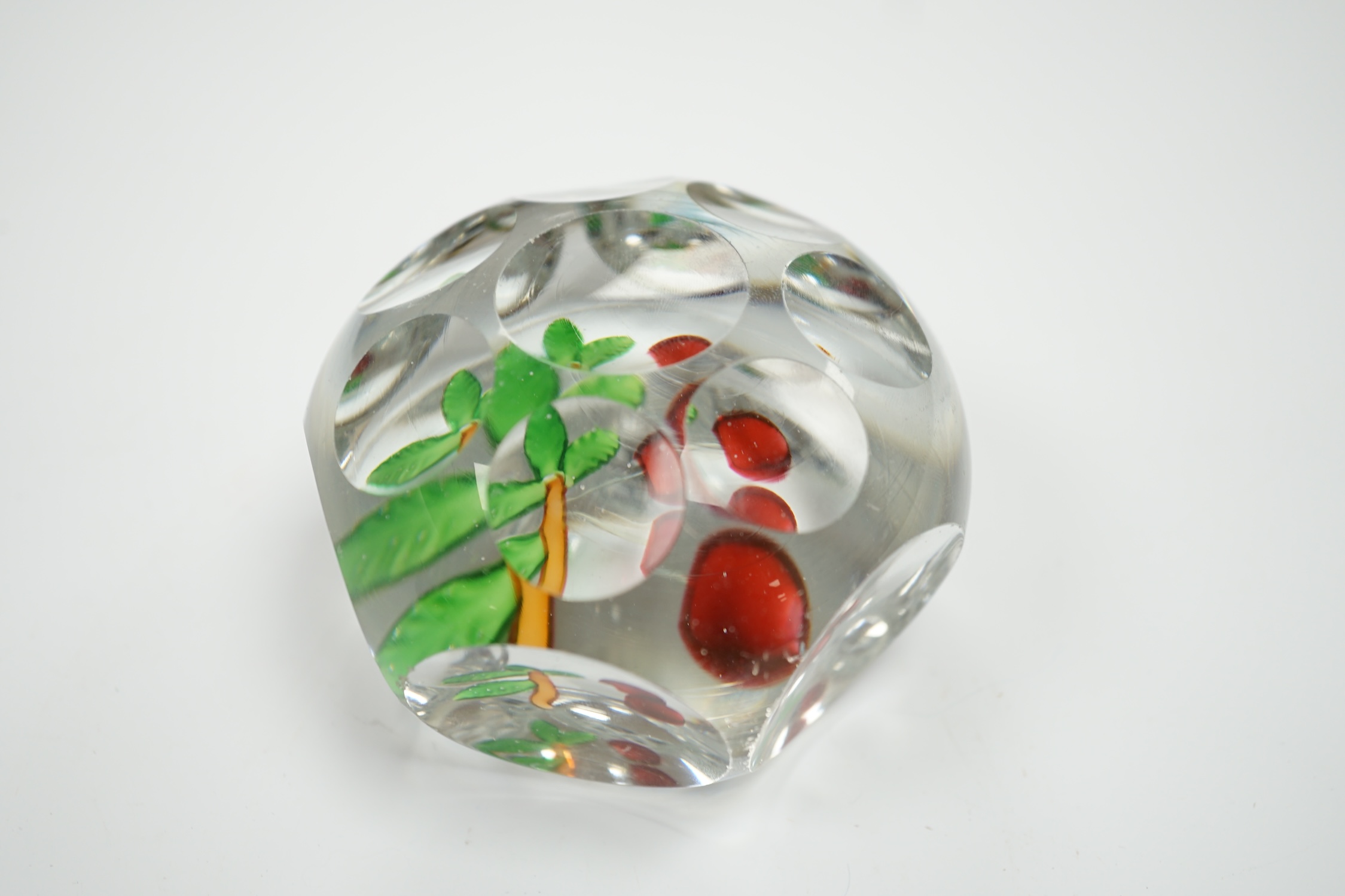 A St Louis glass faceted paperweight, 7cm in diameter